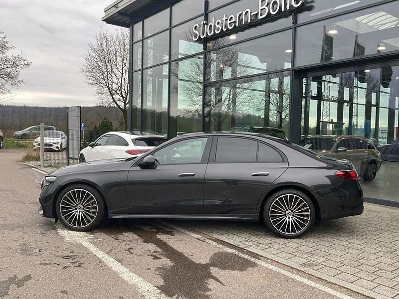 Gebraucht Mercedes E220 AMG 197 PS (144 kW) 2026 Grau Limousine