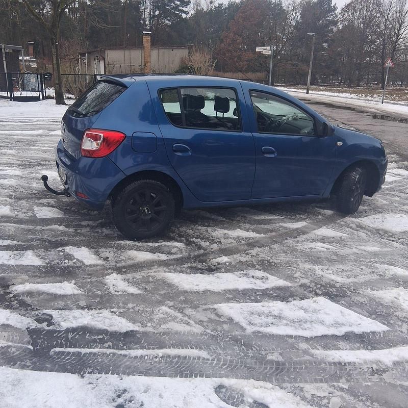 Gebraucht Dacia Sandero 90 PS (66 kW) 2013 Blau Kleinwagen