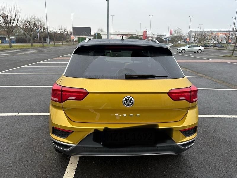 Gebraucht VW T-Roc 150 PS (110 kW) 2019 Gelb SUV