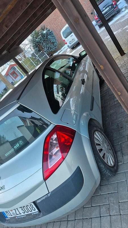 Gebraucht Renault Mégane II 113 PS (83 kW) 2002 Grau Limousine