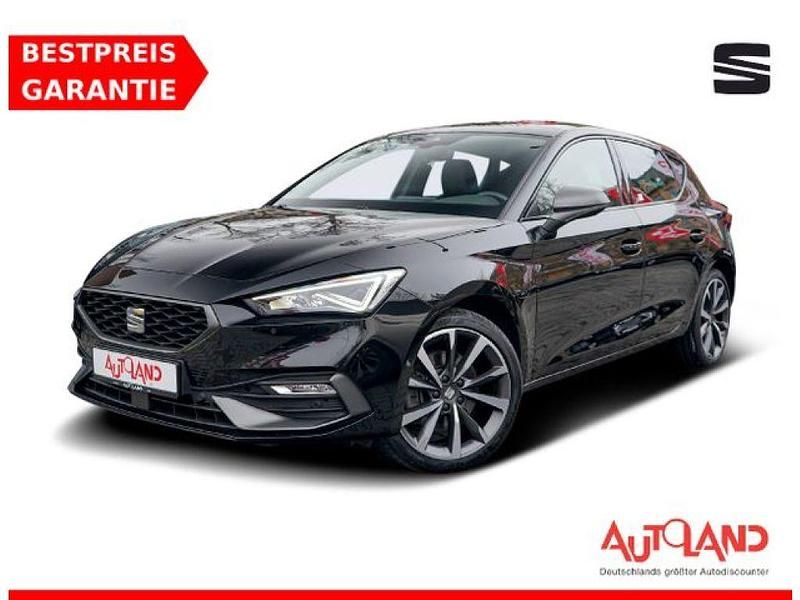 Mitternachtsschwarz (metallic) Gebraucht 2020 Seat Leon FR Limousine | 22.490 € (Etwas zu teuer) - Bild 1/4