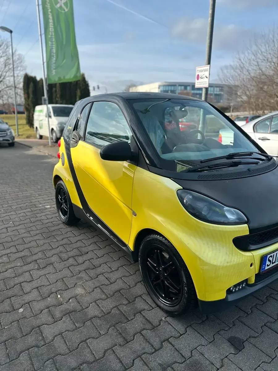 Usata Smart ForFour 61 CV (44 kW) 2008 Giallo Utilitaria