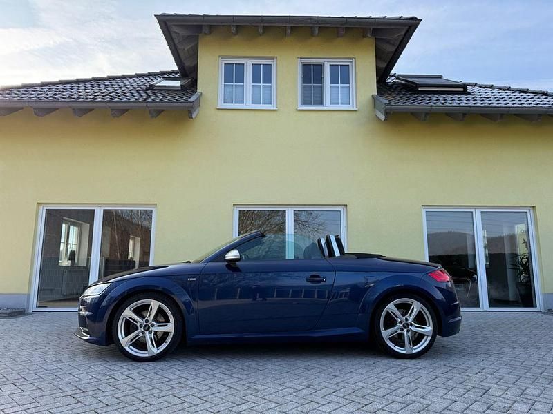 Gebraucht Audi TT Roadster S-Line 230 PS (169 kW) 2015 Blau Cabrio