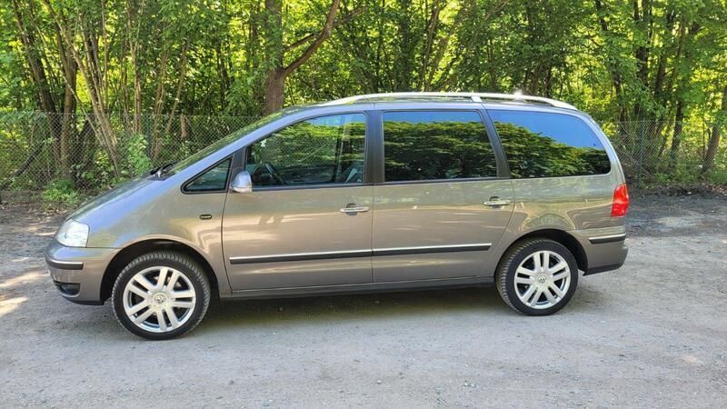 Grau Gebraucht 2007 VW Sharan Freestyle Van / Kleinbus | 4.800 € (Fairer Preis) - Bild 1/4