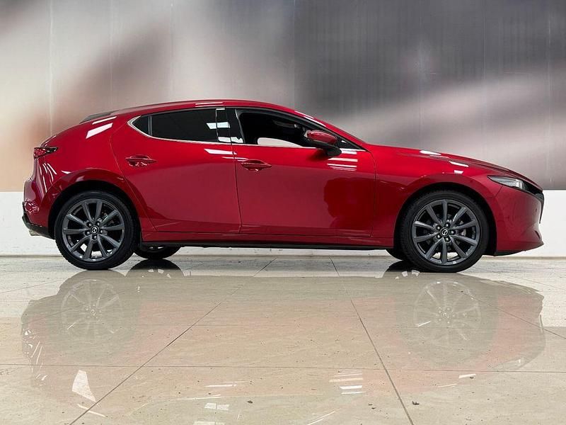 Gebraucht Mazda 3 140 PS (102 kW) 2025 Rot Limousine