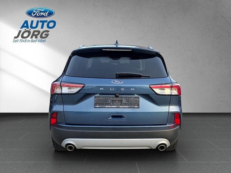 Gebraucht Ford Kuga Titanium 150 PS (110 kW) 2021 Blau SUV