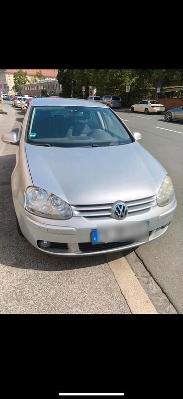 Silber Gebraucht 2007 VW Golf V Limousine | 2.000 € (Guter Preis) - Bild 1/4