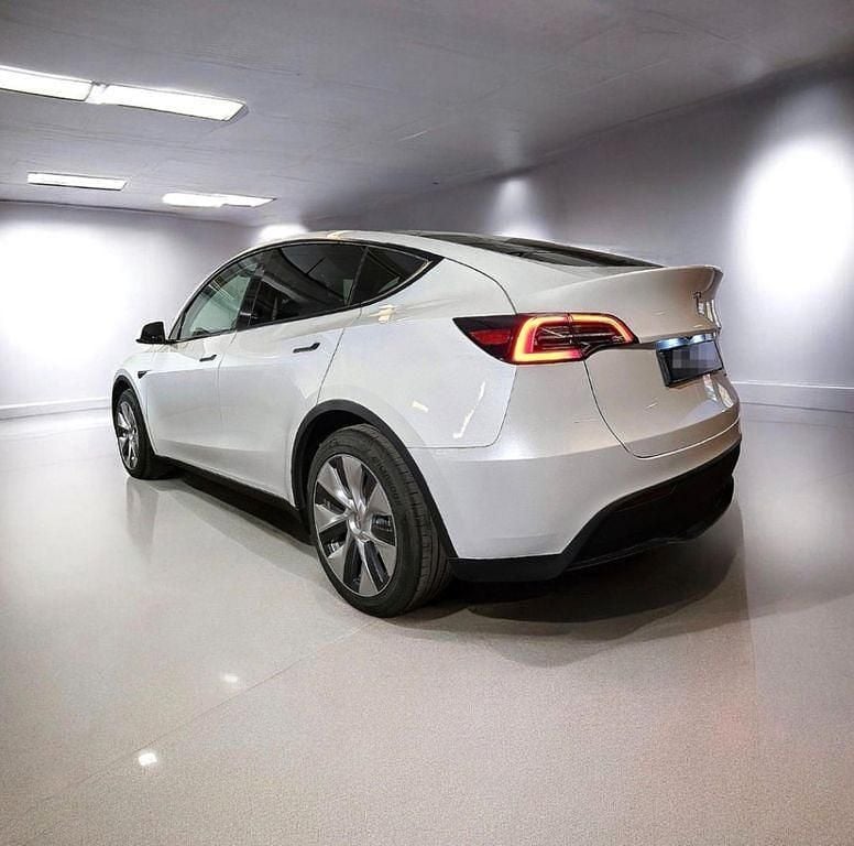 Gebraucht Tesla Model Y 366 kW (498 PS) 2022 Weiß SUV