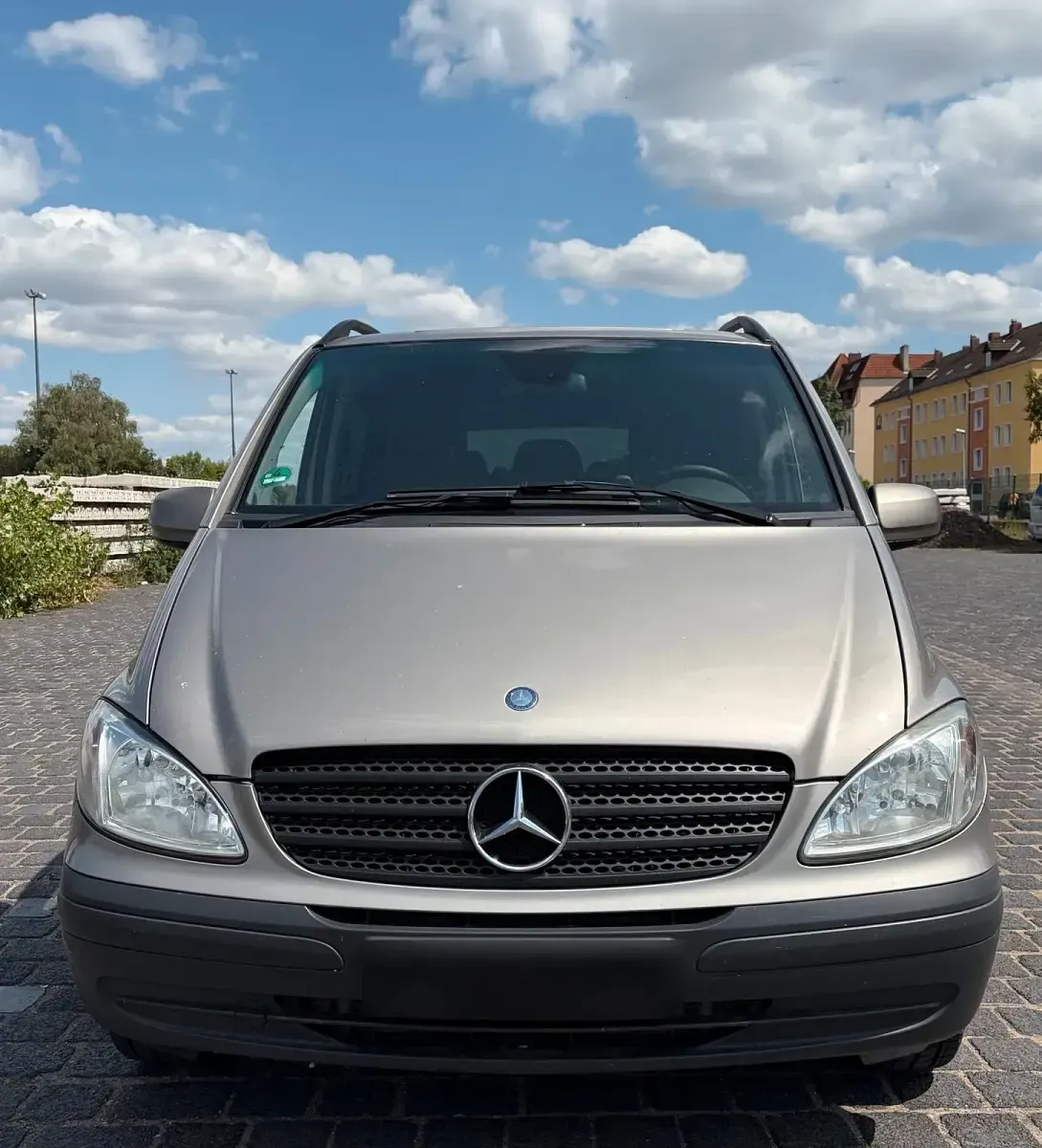 Gebraucht Mercedes Viano 150 PS (110 kW) 2009 Gold Van / Kleinbus