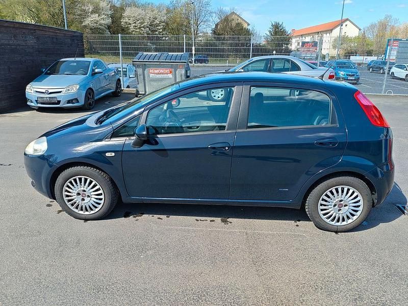 Gebraucht Fiat Grande Punto 90 PS (66 kW) 2007 Blau Kleinwagen