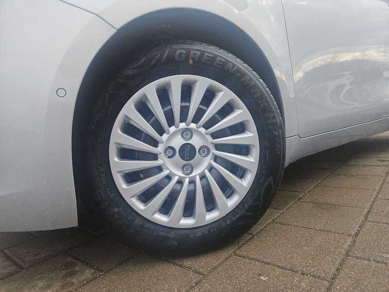 Neu Fiat 500e 69 kW (95 PS) 2025 Andere farbe Cabrio