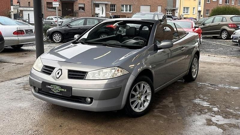 Gebraucht Renault Mégane II Dynamique 135 PS (99 kW) 2006 Beige Cabrio