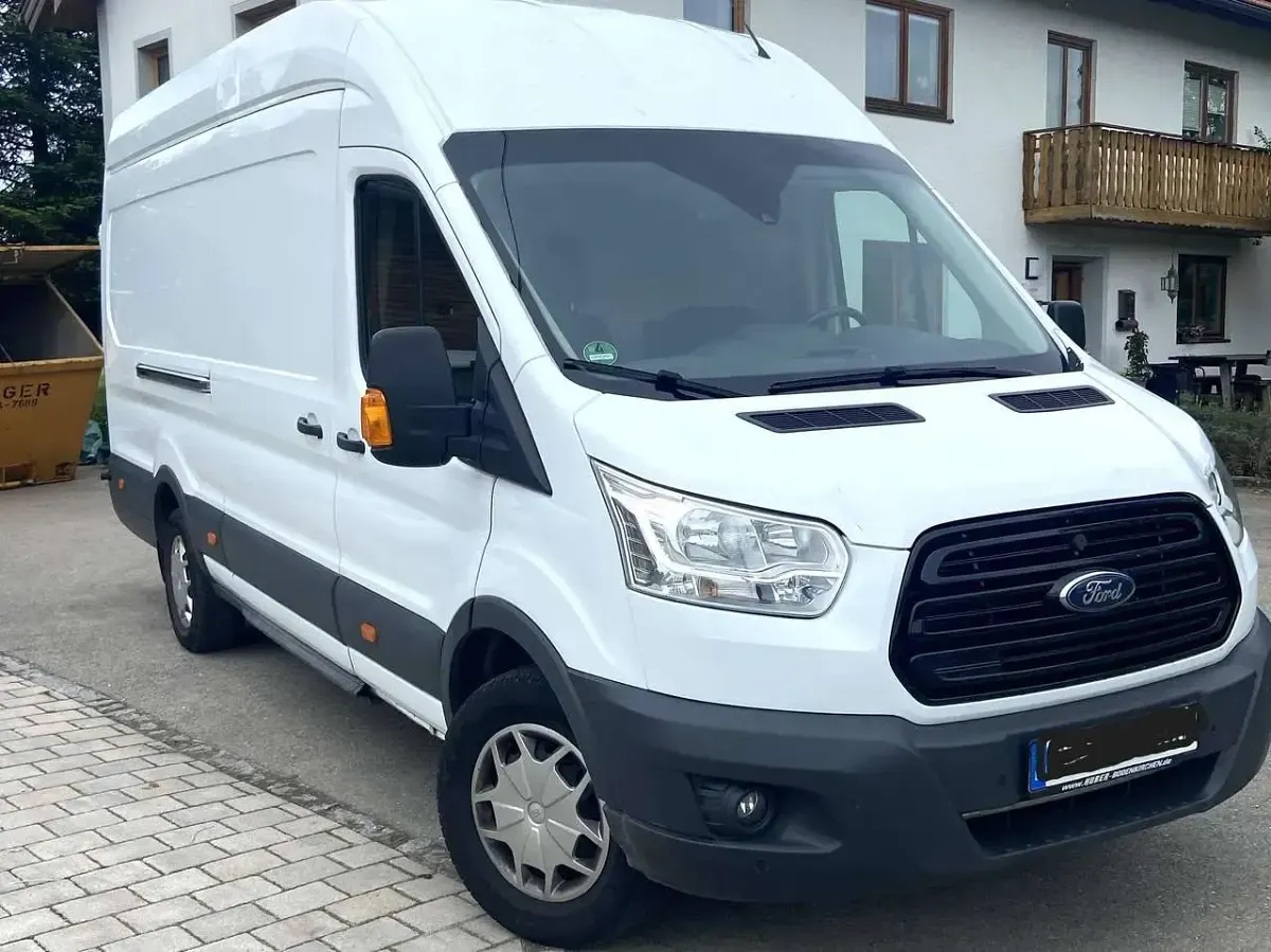 Gebraucht Ford Transit 131 PS (96 kW) 2019 Weiß Van / Kleinbus