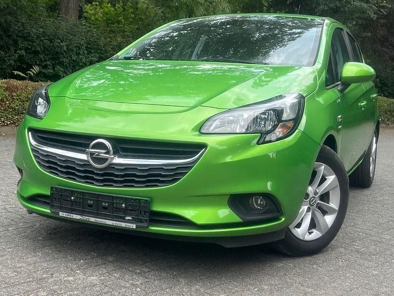 Grün Gebraucht 2016 Opel Corsa drive Limousine | 8.900 € (Guter Preis) - Bild 1/4