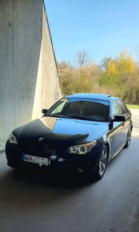 Schwarz Gebraucht 2006 BMW 520 Performance Limousine | 5.600 € (Etwas zu teuer) - Bild 1/4