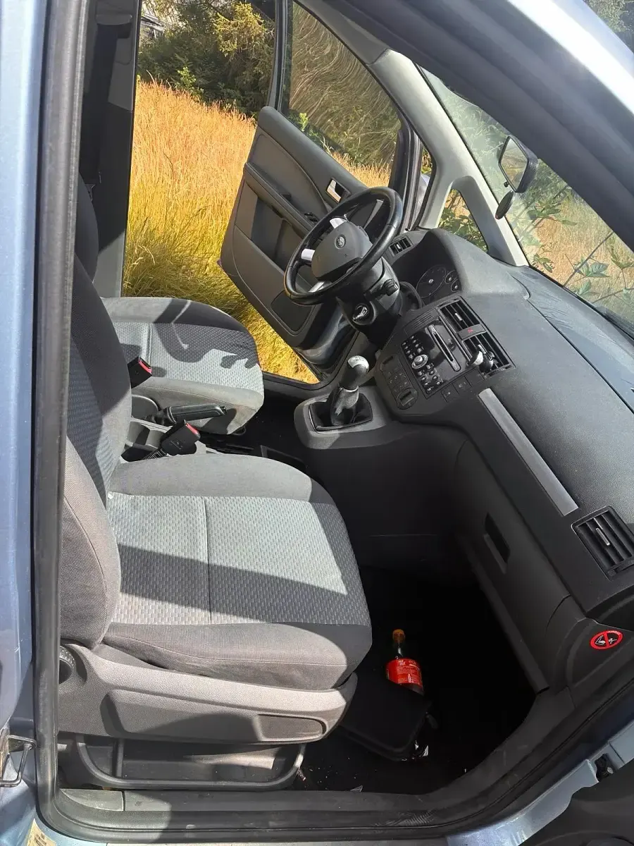 Gebraucht Ford Focus 115 PS (84 kW) 2005 Blau Kleinwagen