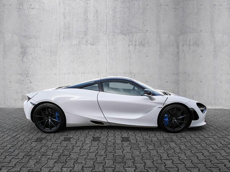Gebraucht McLaren 720S 721 PS (530 kW) 2022 Silicia white (weiß) Coupé