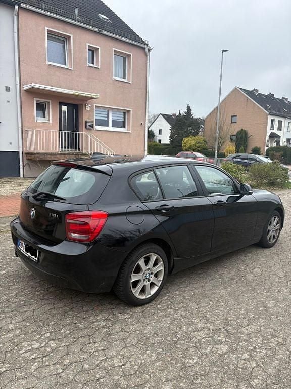 Gebraucht BMW 116 136 PS (100 kW) 2013 Schwarz Kleinwagen
