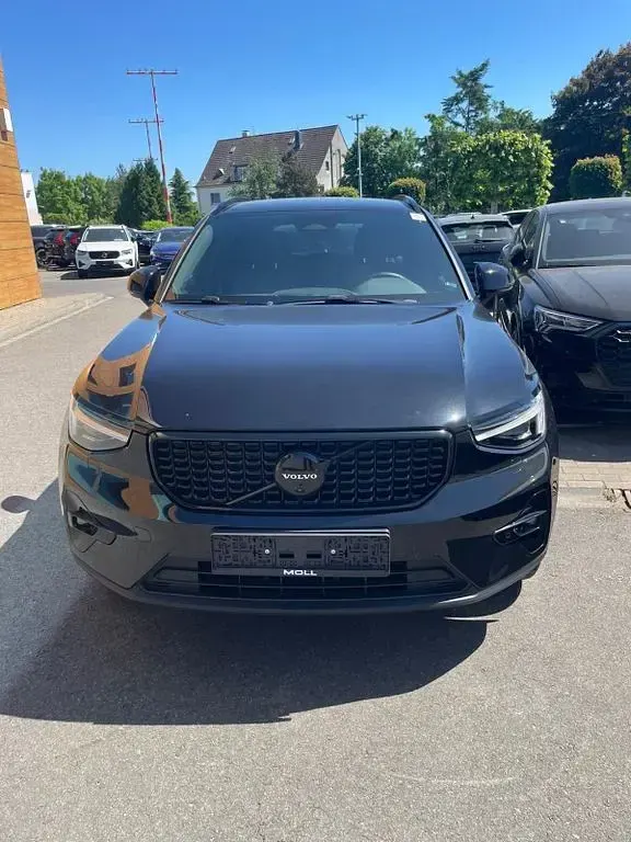 Gebraucht Volvo XC40 Plus 197 PS (144 kW) 2024 Schwarz SUV