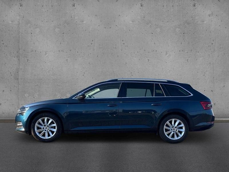 Gebraucht Skoda Superb Style 150 PS (110 kW) 2019 Blau Kombi