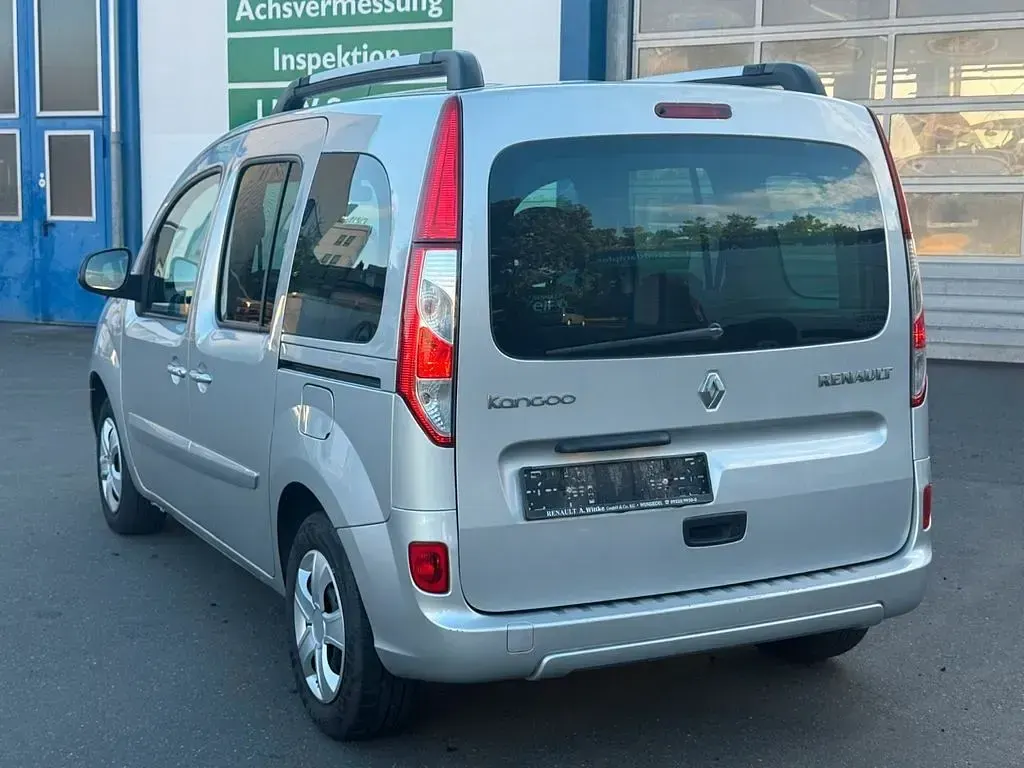 Gebraucht Renault Kangoo LIMITED 114 PS (83 kW) 2015 Silber Van / Kleinbus
