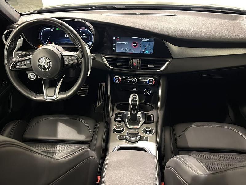Gebraucht Alfa Romeo Giulia Veloce 280 PS (205 kW) 2024 Schwarz Limousine
