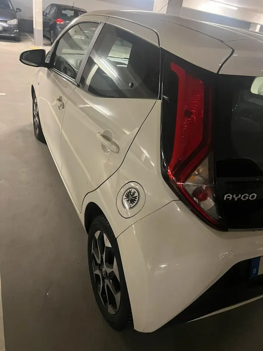 Gebraucht Toyota Aygo 75 PS (55 kW) 2019 Weiß Kleinwagen