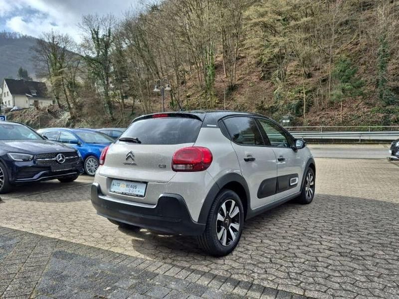 Gebraucht Citroën C3 Shine 82 PS (60 kW) 2023 Beige Kleinwagen