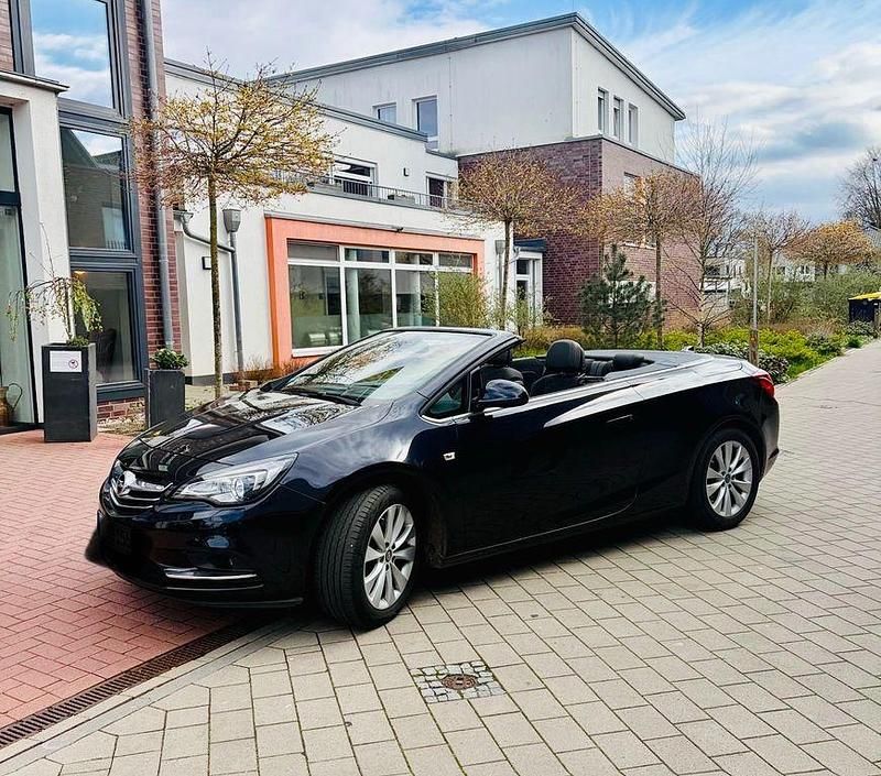 Gebraucht Opel Cascada Innovation 170 PS (125 kW) 2018 Blau Cabrio