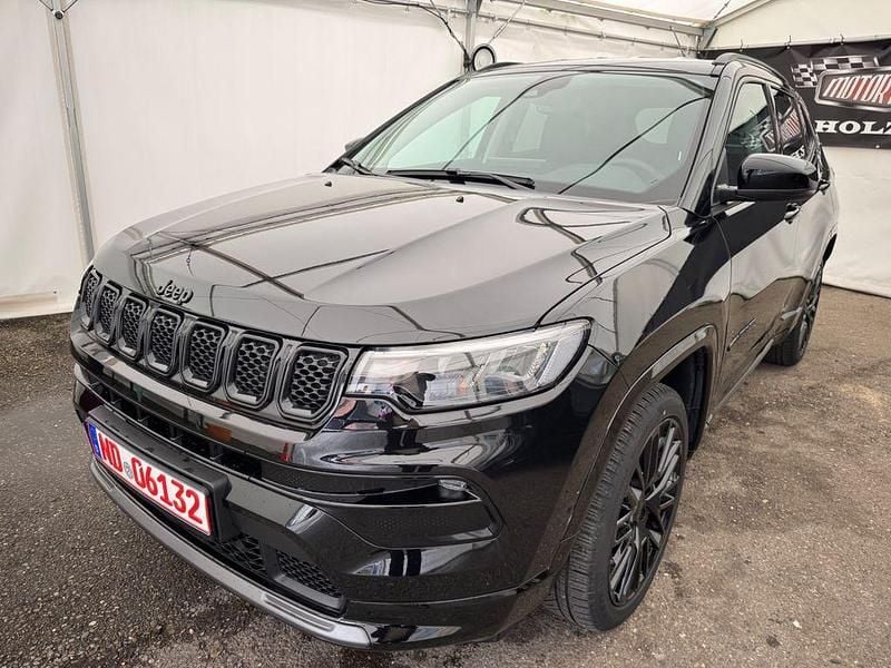 Schwarz Gebraucht 2024 Jeep Compass Altitude SUV | 25.400 € (Superpreis) - Bild 1/4