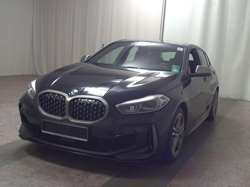Gebraucht BMW 135 306 PS (225 kW) 2022 Black sapphire metallic Kleinwagen