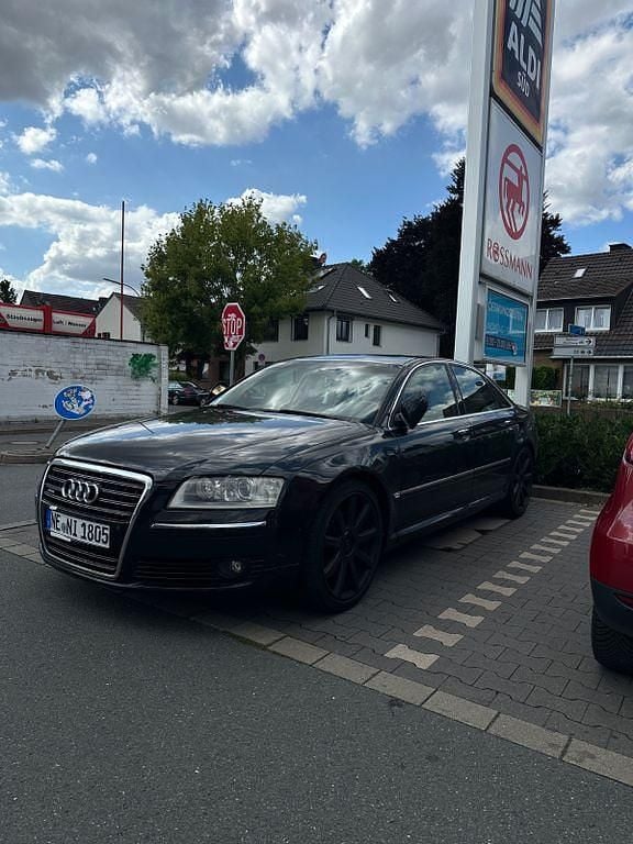 Schwarz Gebraucht 2006 Audi A8 Ambiente Limousine | 5.990 € (Guter Preis) - Bild 1/4