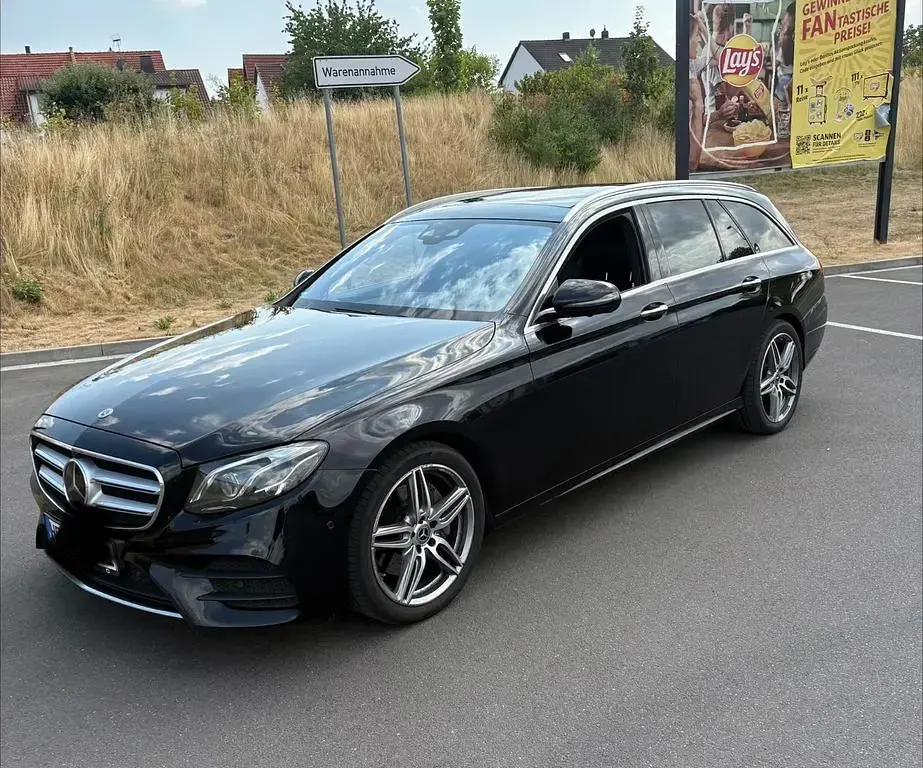 Gebraucht Mercedes E300 245 PS (180 kW) 2019 Schwarz Limousine