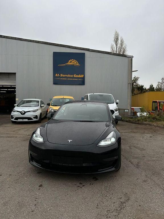 Gebraucht 2021 Tesla Model 3 Limousine | 28.599 € (Fairer Preis) - Bild 1/4