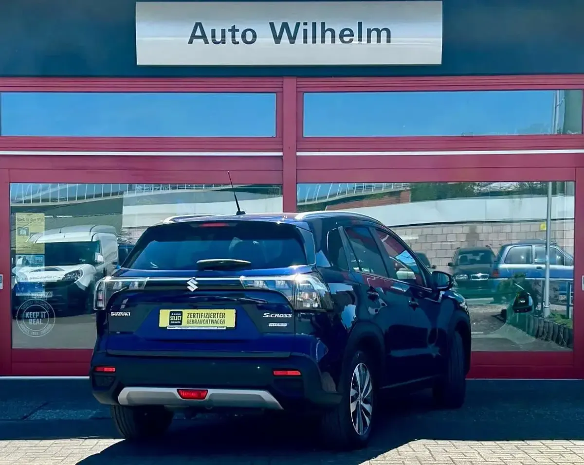 Gebraucht Suzuki SX4 S-Cross Comfort+ 129 PS (94 kW) 2024 Sphere blue pearl metallic SUV