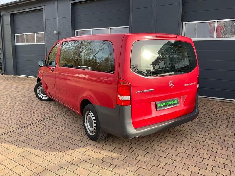 Gebraucht Mercedes Vito 163 PS (119 kW) 2016 Rot Van