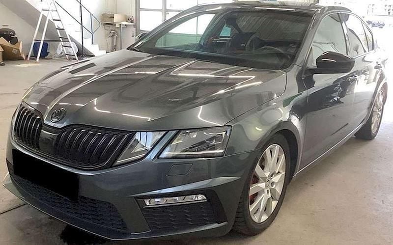 Gebraucht 2018 Skoda Octavia RS Limousine | 11.001 € (Superpreis) - Bild 1/4