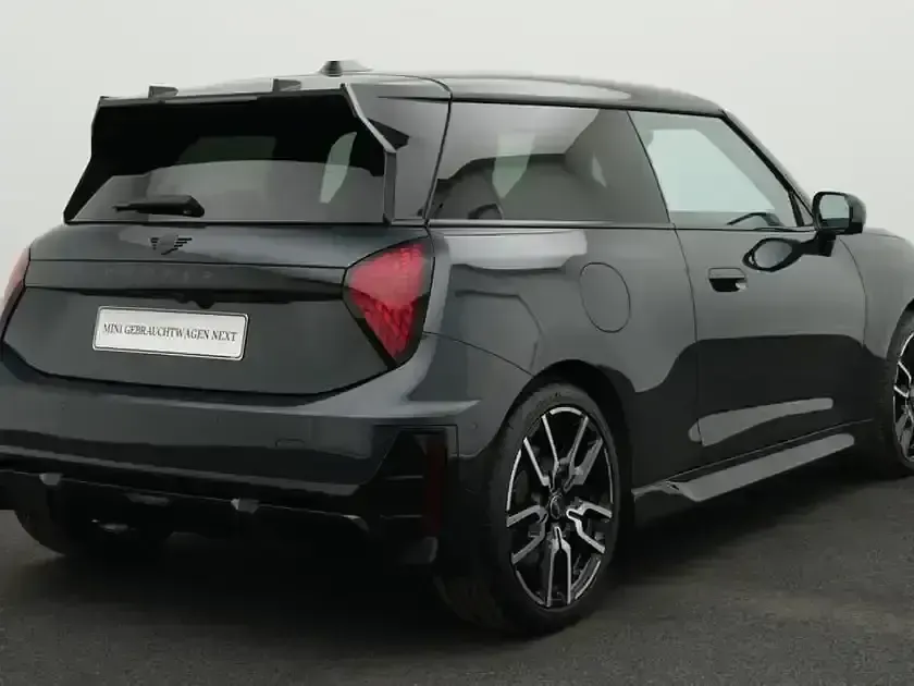 Gebraucht Mini Cooper 135 kW (184 PS) 2025 Legend grey (grau) Kleinwagen
