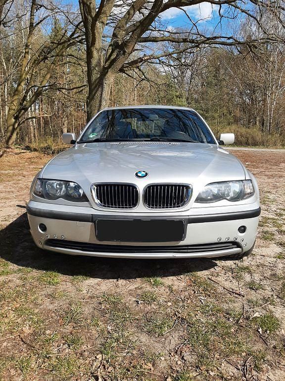 Gebraucht BMW 316 116 PS (85 kW) 2003 Silber Limousine