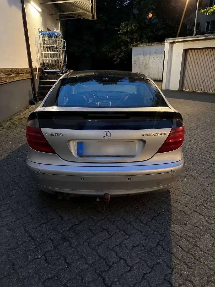 Gebraucht Mercedes 200 163 PS (119 kW) 2001 Silber Coupé