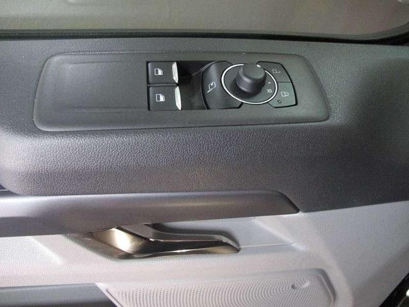 Gebraucht Ford Transit Custom Titanium 136 PS (100 kW) 2025 Agate black Van / Kleinbus