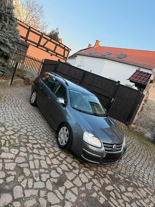 Gebraucht VW Golf V 105 PS (77 kW) 2008 Grau Kombi