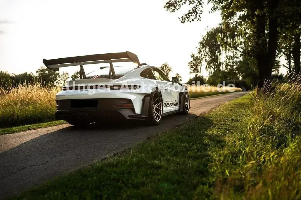 Gebraucht Porsche 911 GT3 RS 525 PS (386 kW) 2023 Pure white/weiss Coupé
