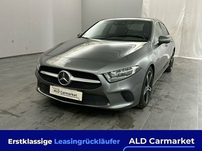 Grau Gebraucht 2020 Mercedes A220 Progressive Limousine | 24.980 € (Fairer Preis) - Bild 1/4