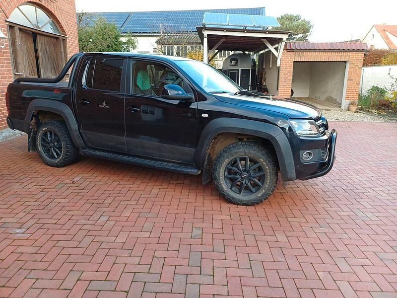 Gebraucht VW Amarok Black Edition 180 PS (132 kW) 2016 Schwarz Abholung
