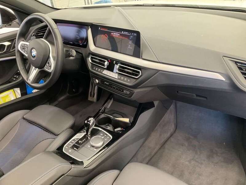 Weiß Gebraucht 2023 BMW 120 M Sport Kleinwagen | 29.100 € (Guter Preis) - Bild 1/4