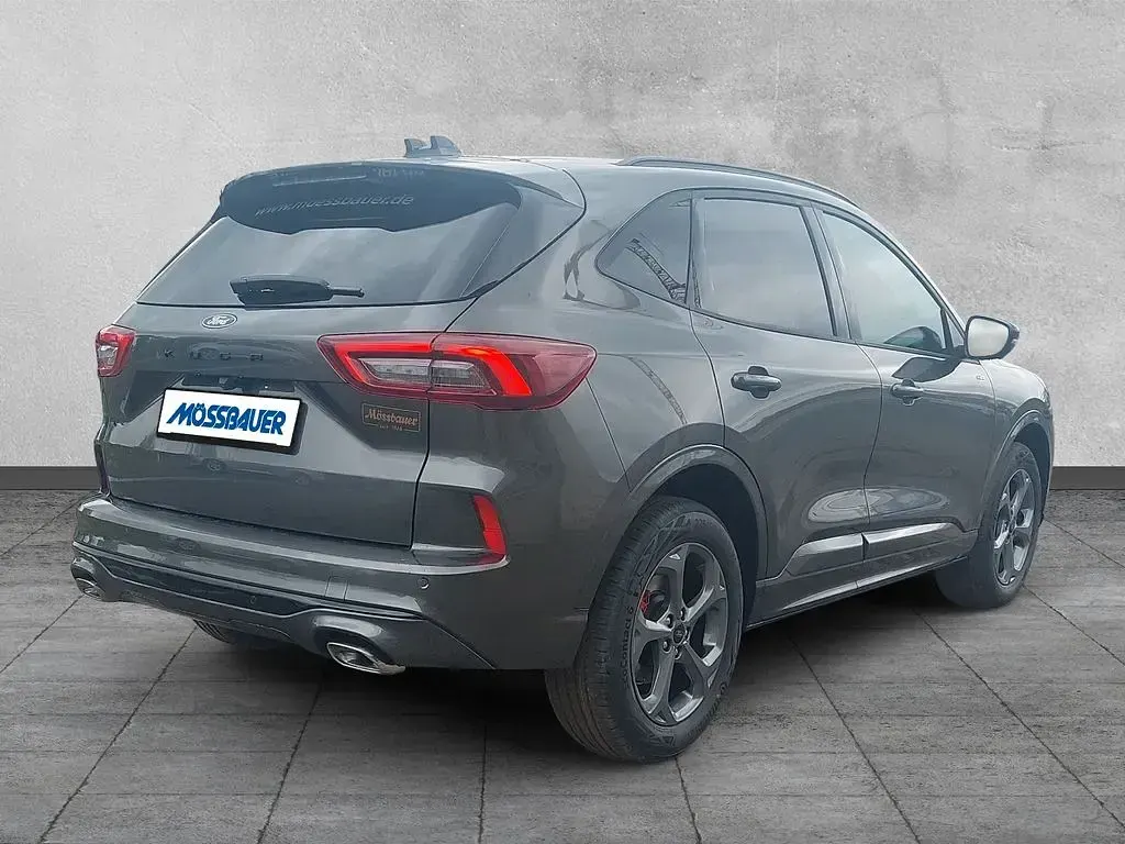 Neu Ford Kuga ST-Line X 186 PS (136 kW) 2026 Grau SUV