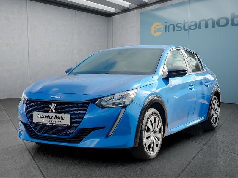 Blau Gebraucht 2022 Peugeot e-208 Kleinwagen | 16.949 € (Fairer Preis) - Bild 1/4