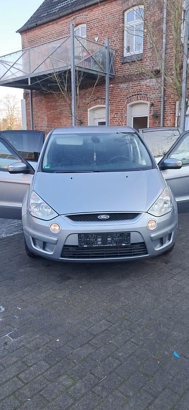 Gebraucht Ford S-MAX 140 PS (102 kW) 2008 Grau Van / Kleinbus