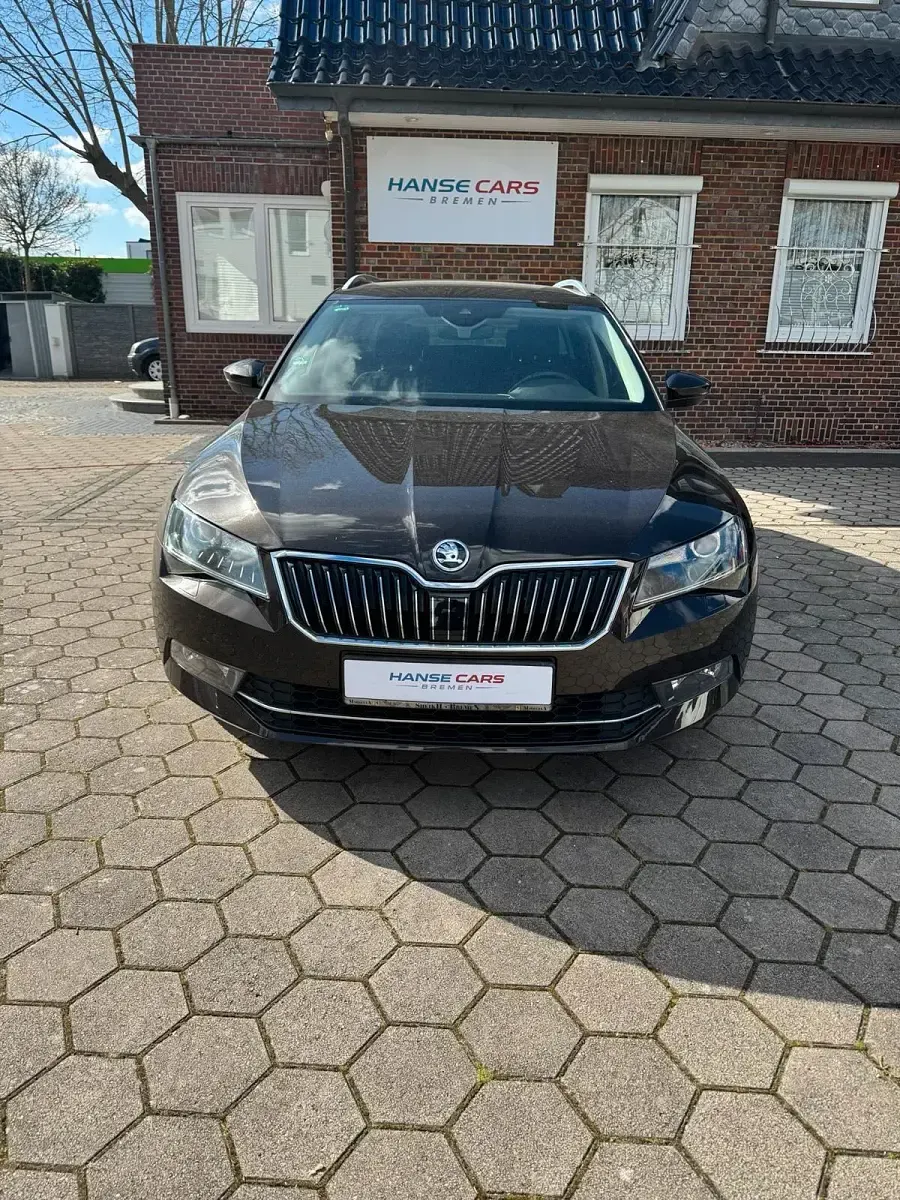 Gebraucht Skoda Superb 190 PS (139 kW) 2017 Kombi